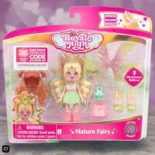 Načíst obrázek do prohlížeče Galerie, Royale High Deluxe Figure Nature Fairy Fashion Doll