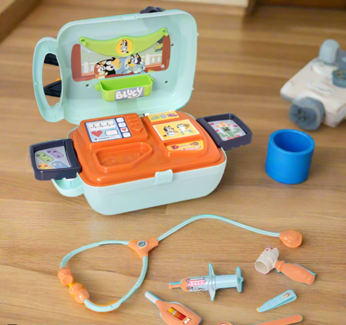 Bluey's Medical Case Playset