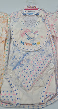 Načíst obrázek do prohlížeče Galerie, Spotted 10 Piece Baby Gift Sets Blue Green Pink Or Yellow