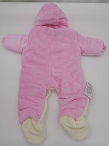 Útulný nadýchaný růžový medvídek kojenecký oblek s kapucí 6 měsíců