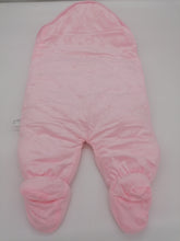Načíst obrázek do prohlížeče Galerie, Swaddle Me měkká polstrovaná růžová deka Kitty 6 měsíců