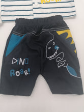 Načíst obrázek do prohlížeče Galerie, Dětské tričko Dino Roar a krátké kalhoty s čepicí 0-3 měsíce