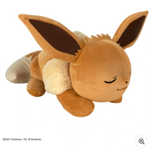 Načíst obrázek do prohlížeče Galerie, Pokémon 45cm Spící Eevee Plyš