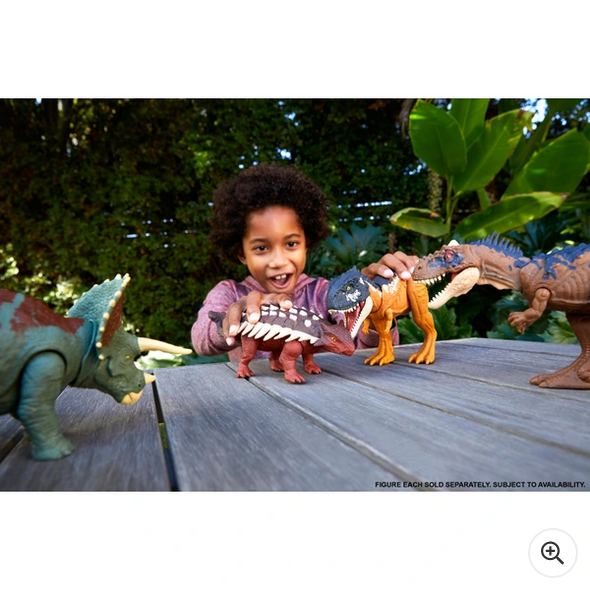 Jurassic World Dinosaur Track Set and 3 Dinosaur Figures