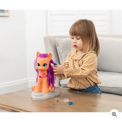 My Little Pony Style & Groom Sunny Starscout Styling Head - 30+ Accessories