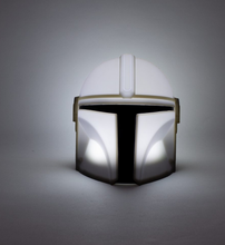 Načíst obrázek do prohlížeče Galerie, Star Wars The Mandalorian Light USB Or Battery Powered
