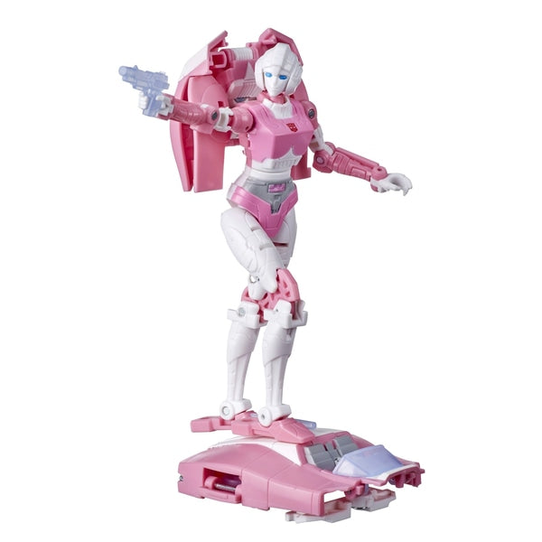 Transformers War For Cybertron Earthrise Arcee Deluxe Collectible Action Figure