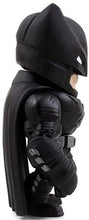 Načíst obrázek do prohlížeče Galerie, Akční figurka Armored Batman Diecast