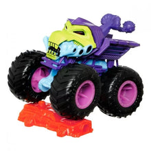 Načíst obrázek do prohlížeče Galerie, Hot Wheels Monster Trucks 1:64 Skeletor